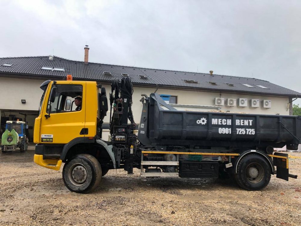 DAF hákový nosič - výklápač + hydraulická ruka