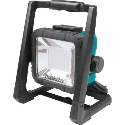 Akumulátorová lampa Makita